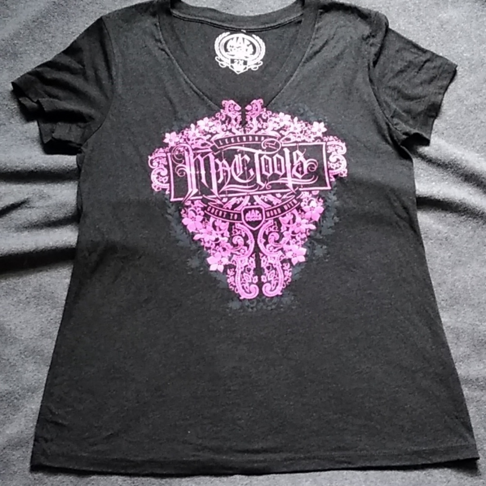 Tee shirt
